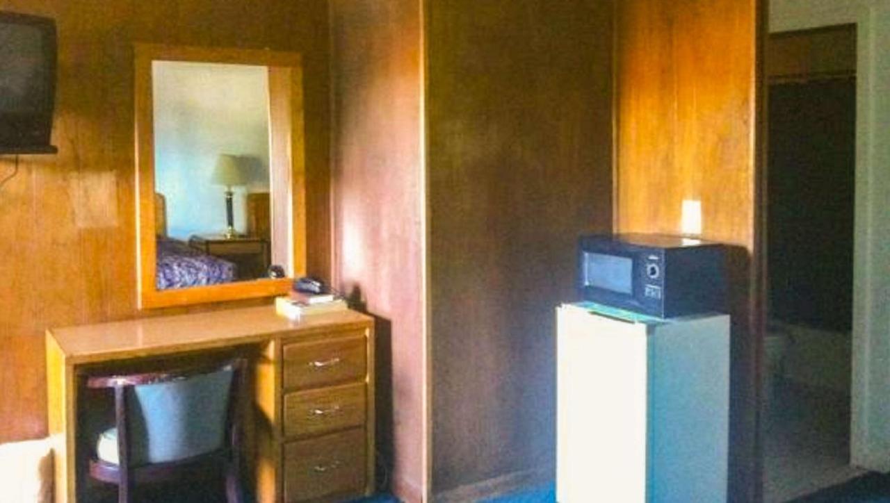 Juniper Motel Мадрас Экстерьер фото